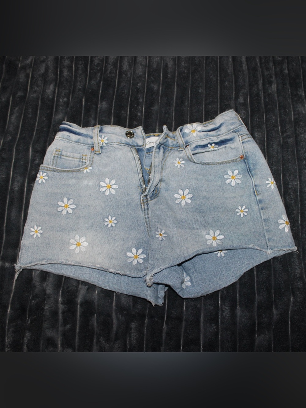 Angel Kiss Light Blue Daisy Embroidered Denim Shorts